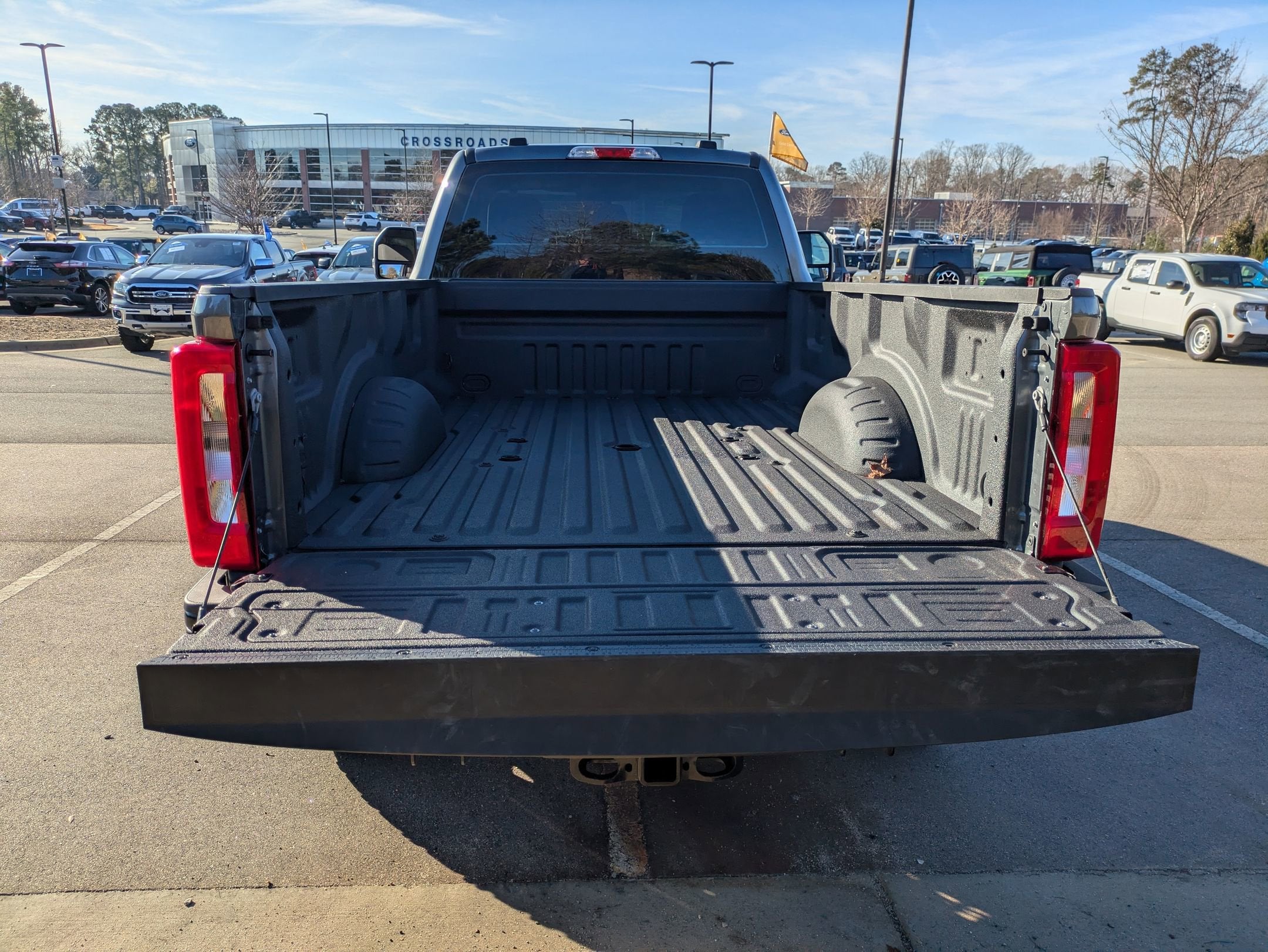 2025 Ford Super Duty F-350 SRW XL