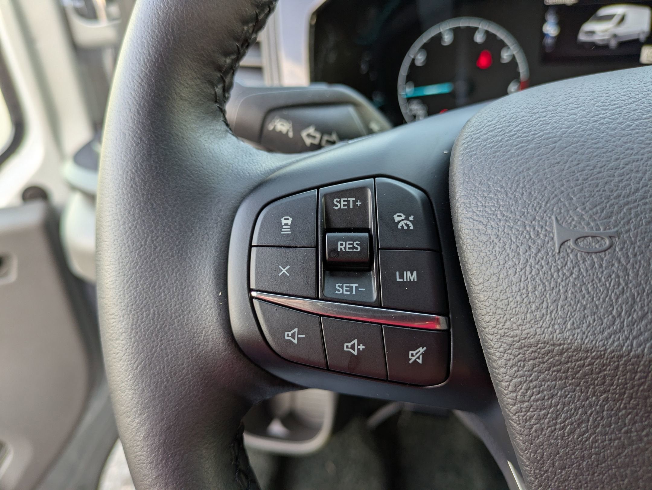 2025 Ford Transit Cargo Van Base