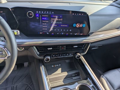 2025 Chevrolet Suburban RST