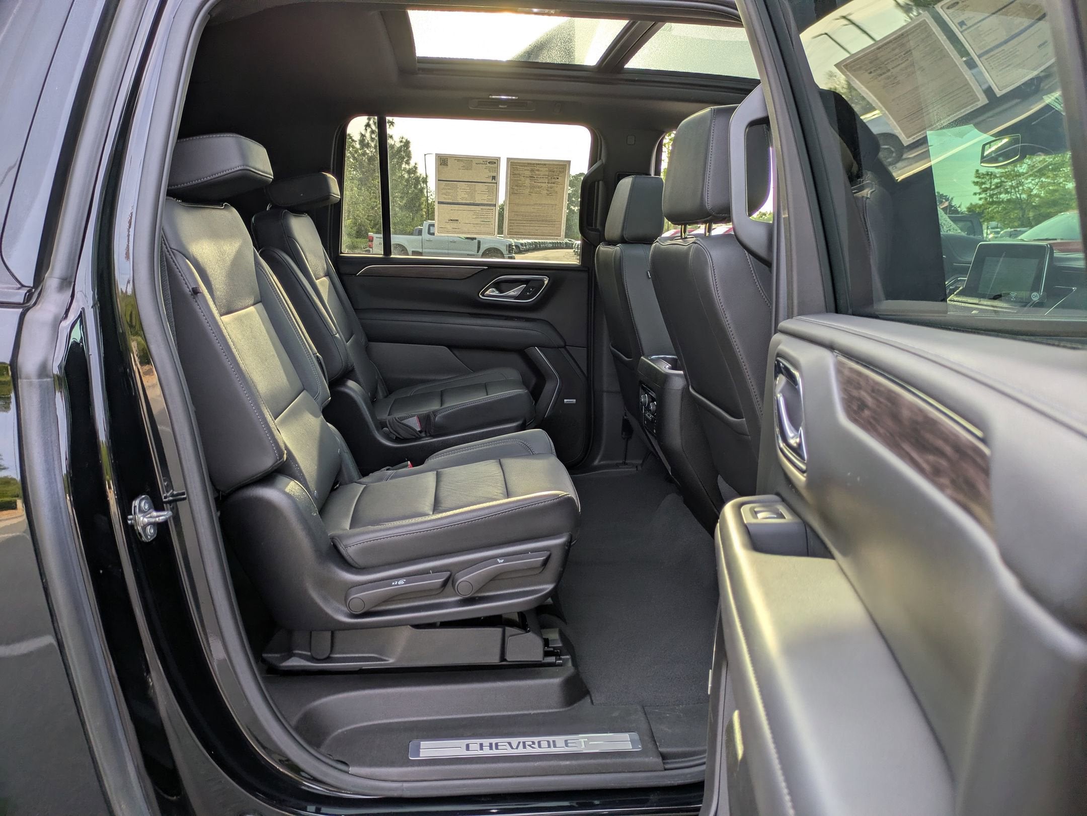 2023 Chevrolet Suburban Z71