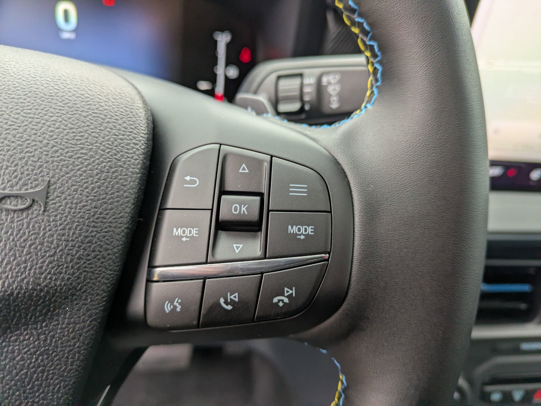 2026 Ford Maverick Lobo High