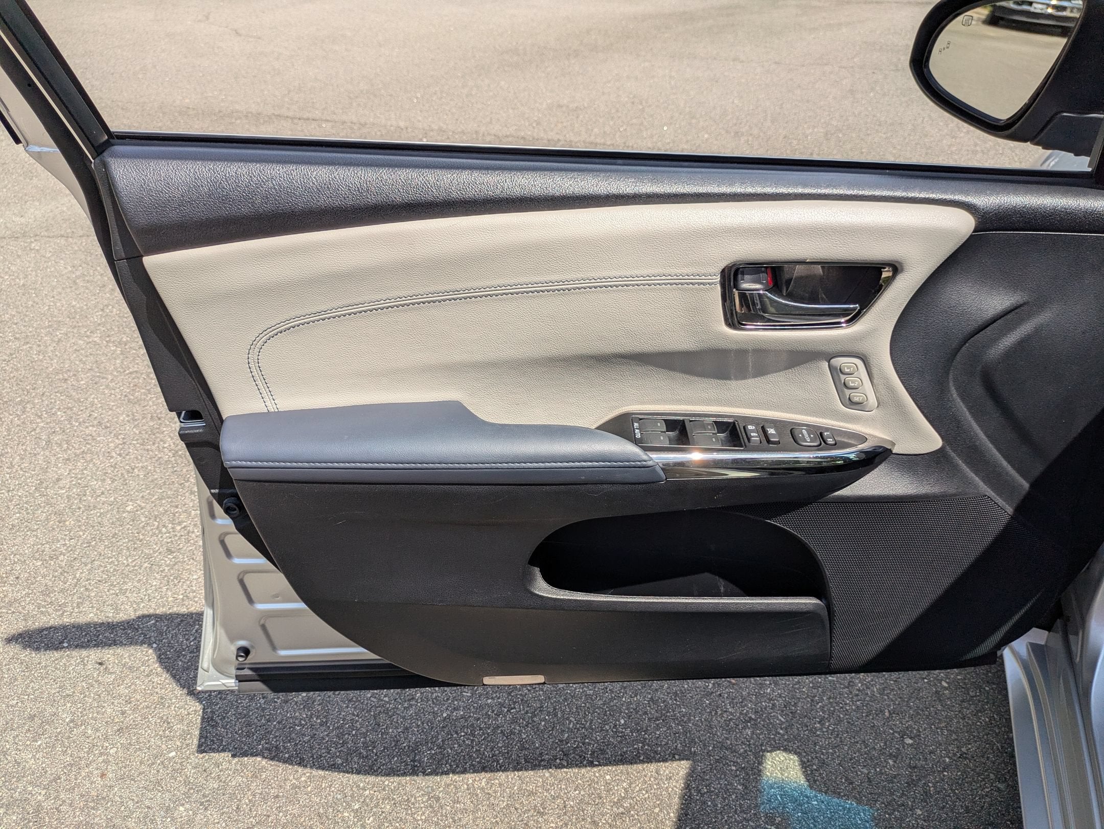 2014 Toyota Avalon Limited