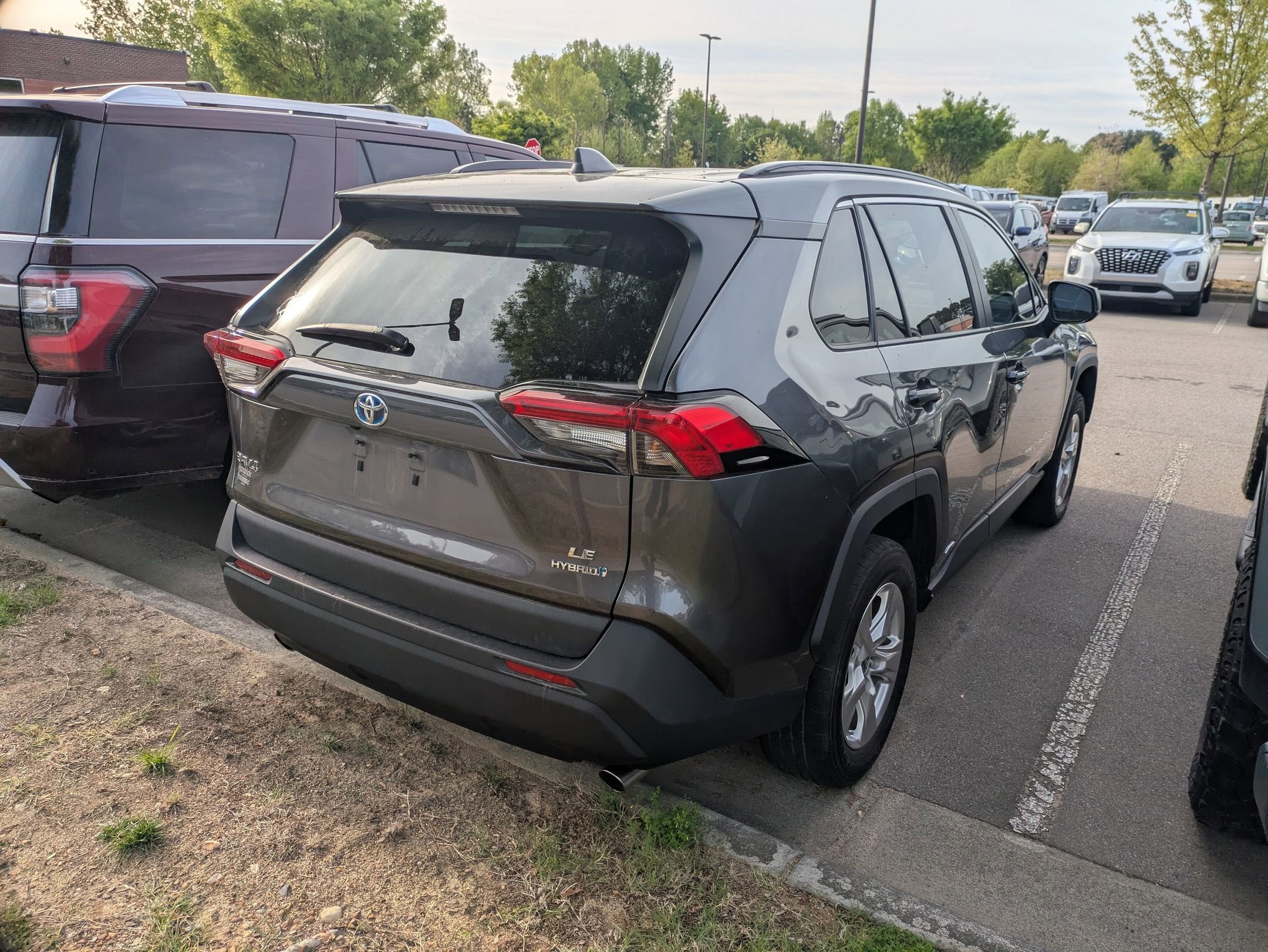 2021 Toyota RAV4 Hybrid LE