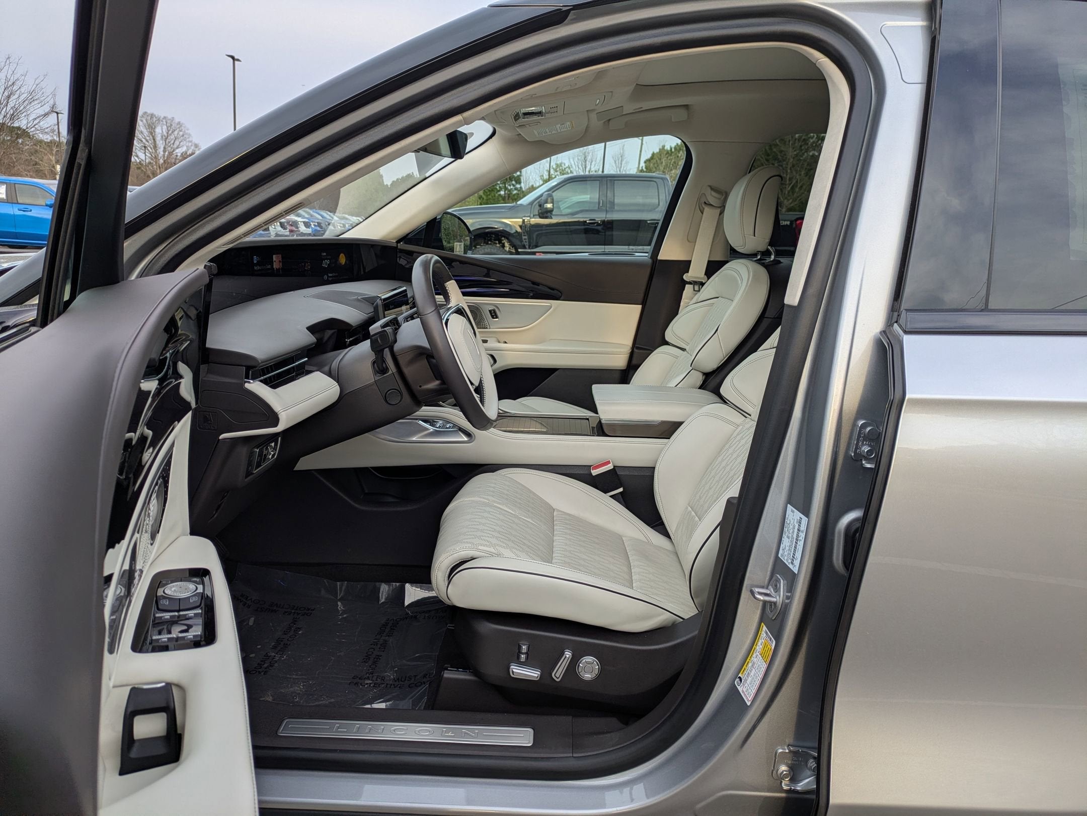 2025 Lincoln Nautilus Black Label