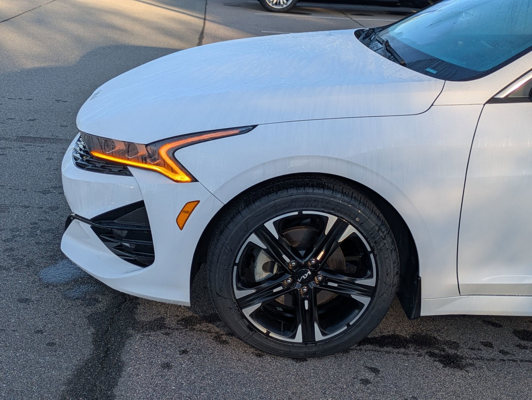 2024 Kia K5 GT-Line