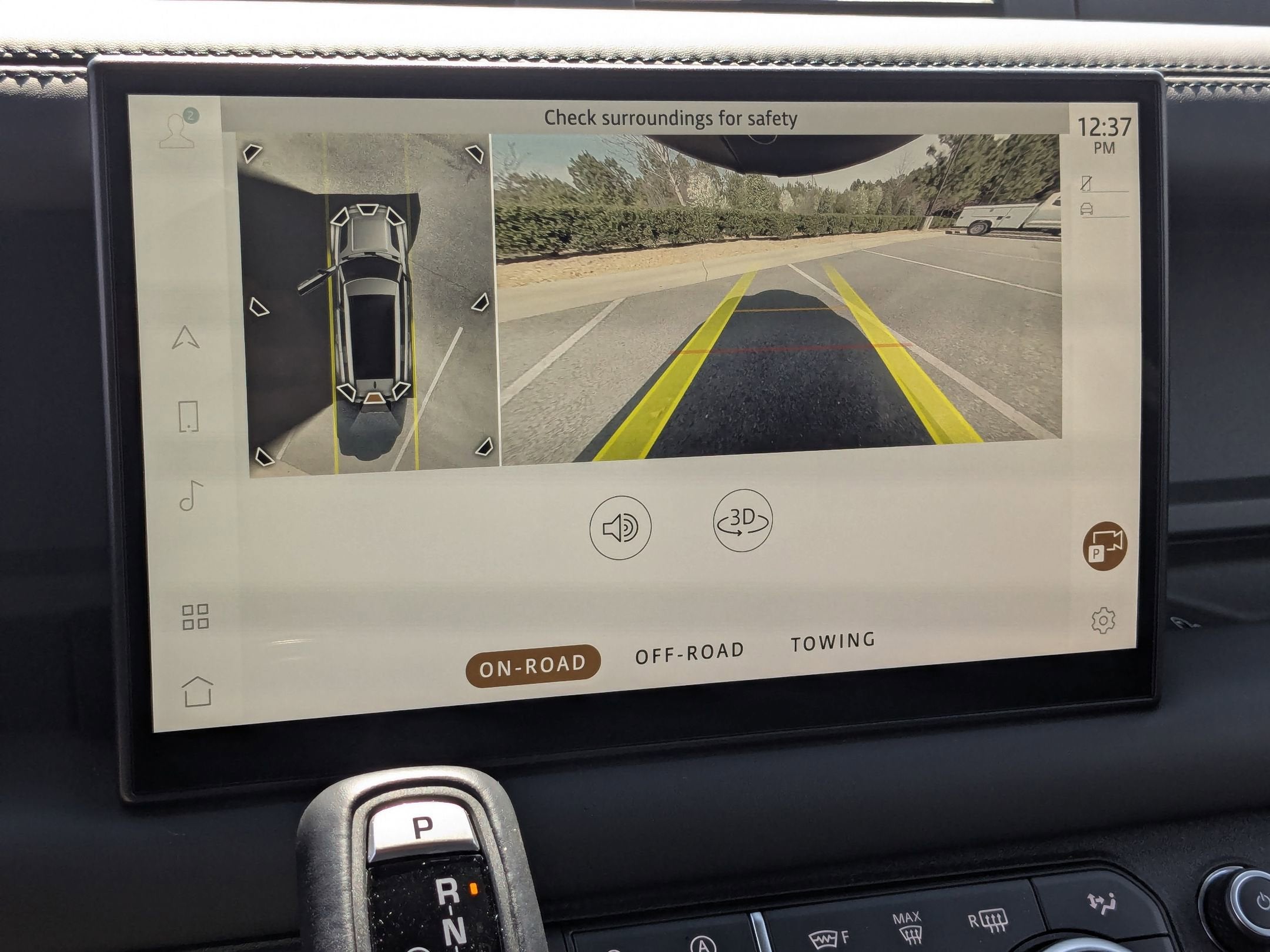 2024 Land Rover Defender X-Dynamic SE