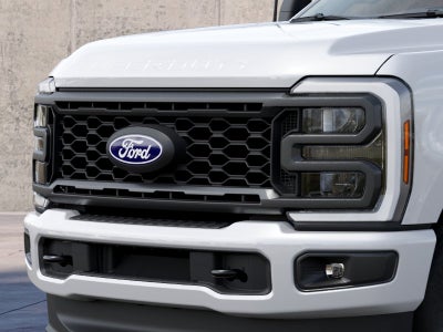 2027 Ford Super Duty F-350 DRW XL
