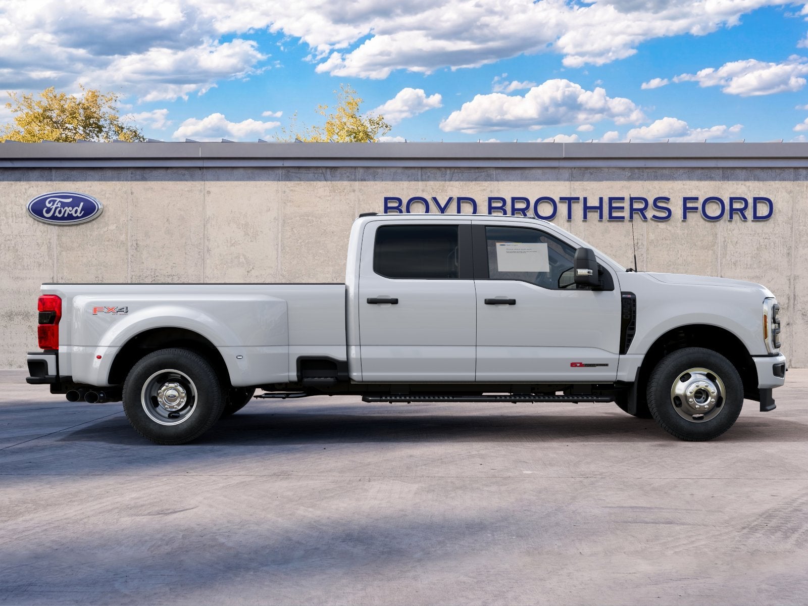 2027 Ford Super Duty F-350 DRW XL