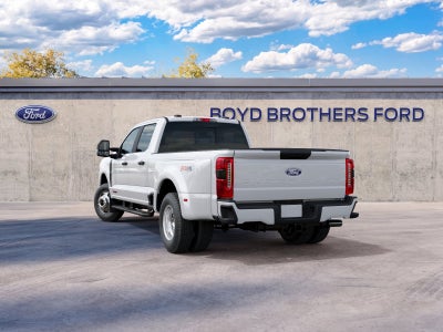 2027 Ford Super Duty F-350 DRW XL