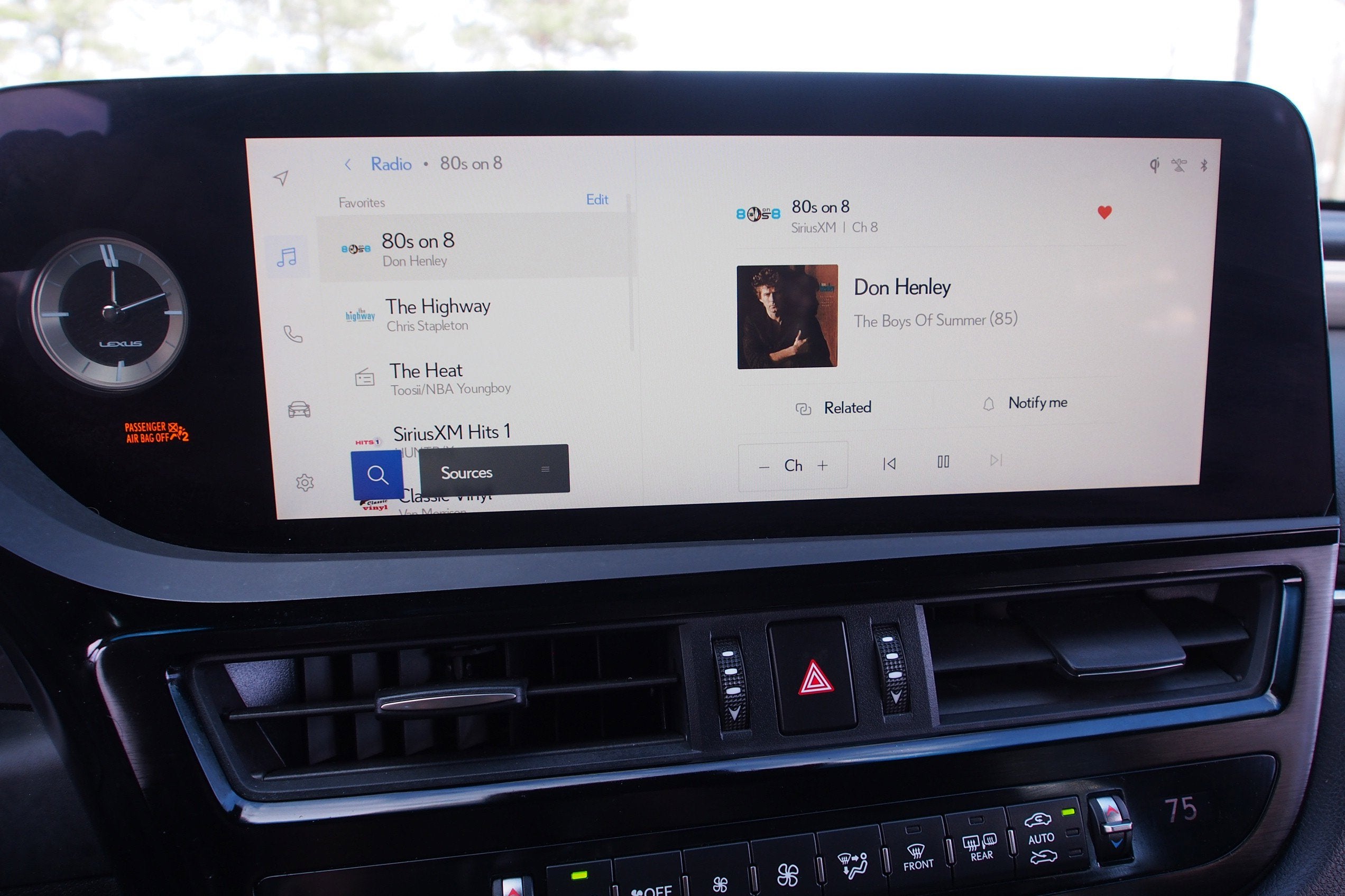 2023 Lexus ES ES 300h F SPORT Handling