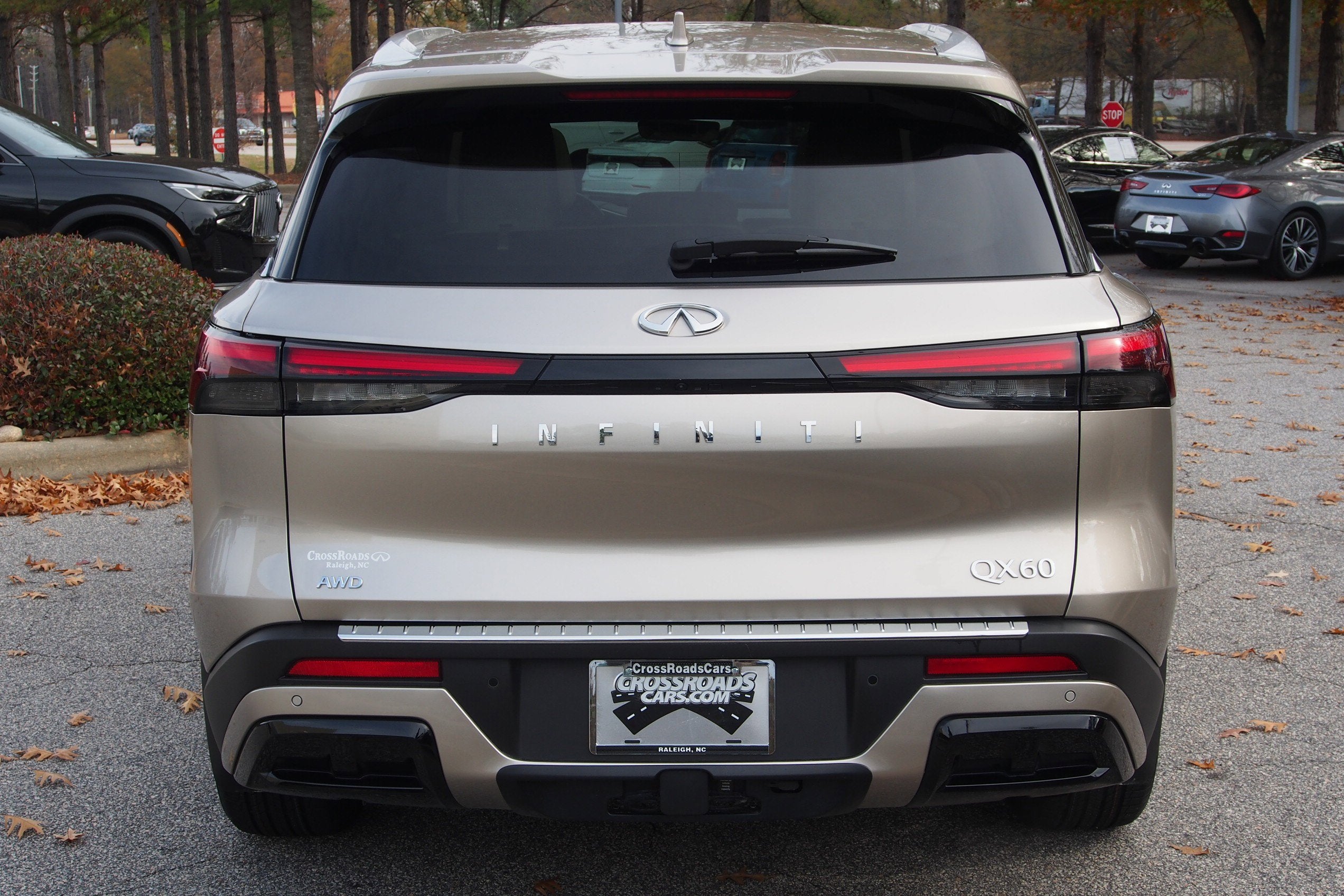 2023 INFINITI QX60 LUXE