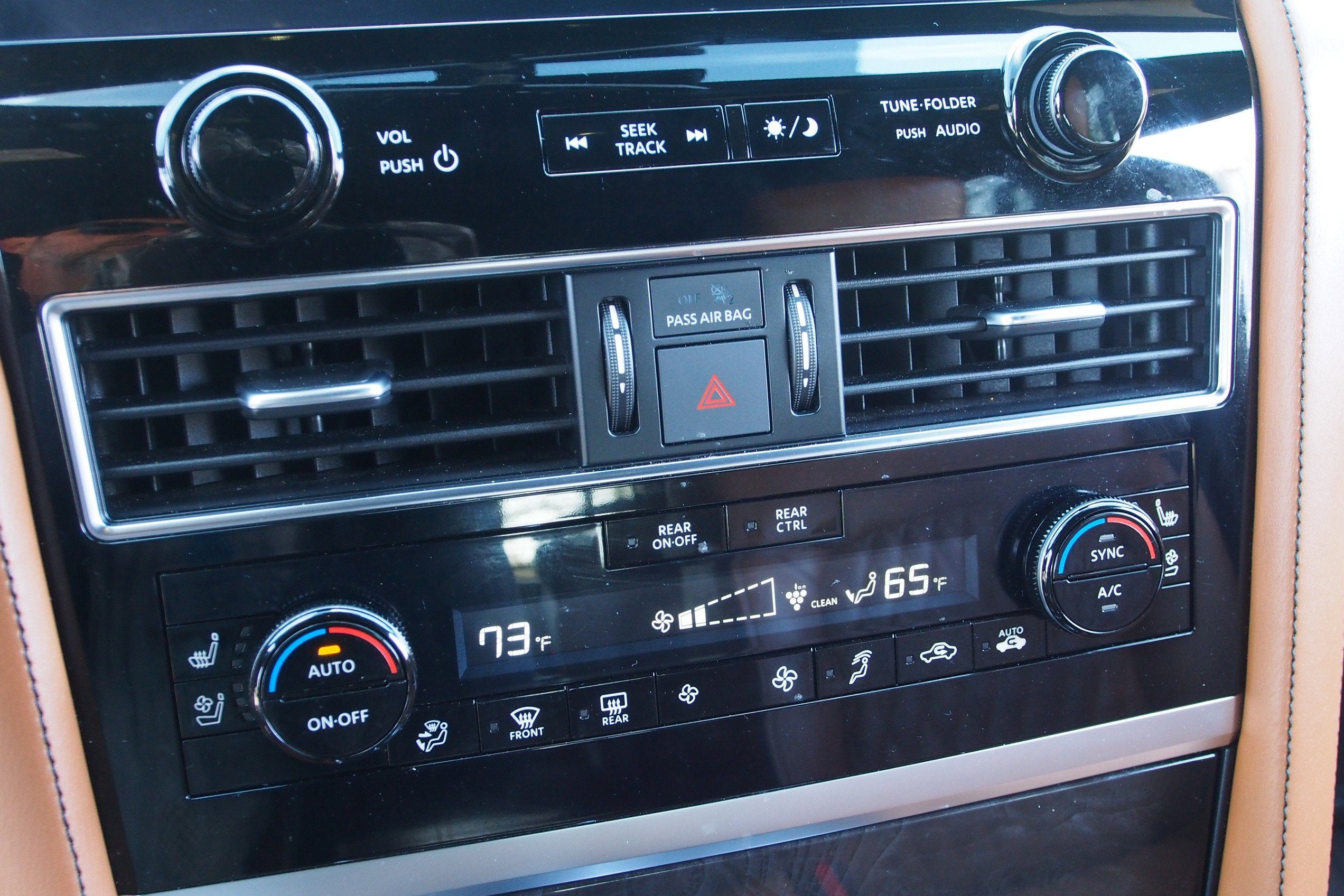 2024 INFINITI QX80 SENSORY