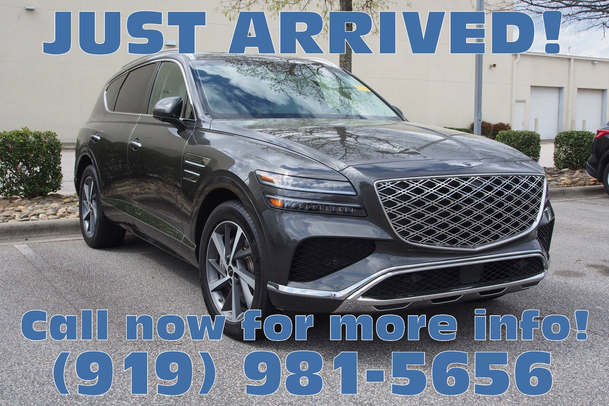 2025 Genesis GV80 Select