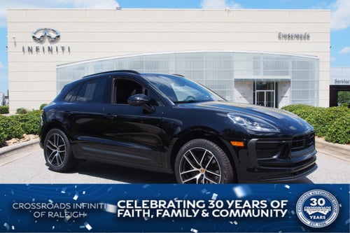 2023 Porsche Macan Base