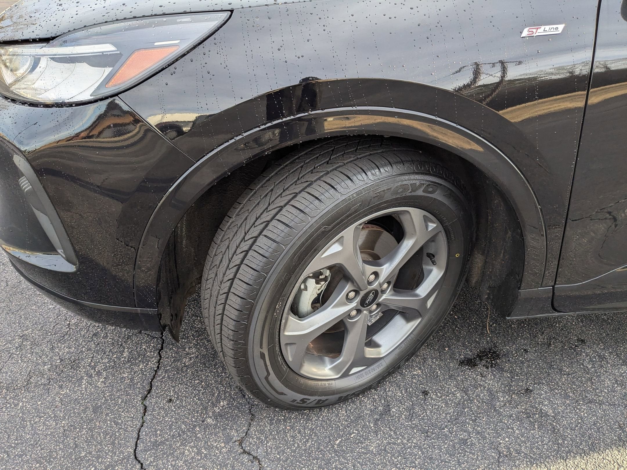 2023 Ford Escape ST-Line