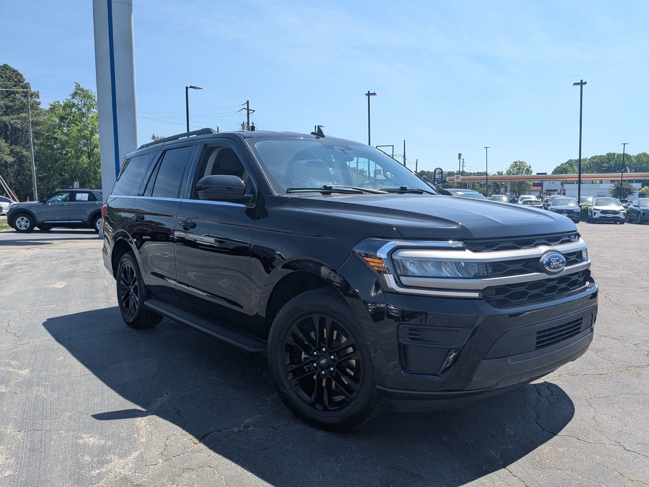 2024 Ford Expedition XLT