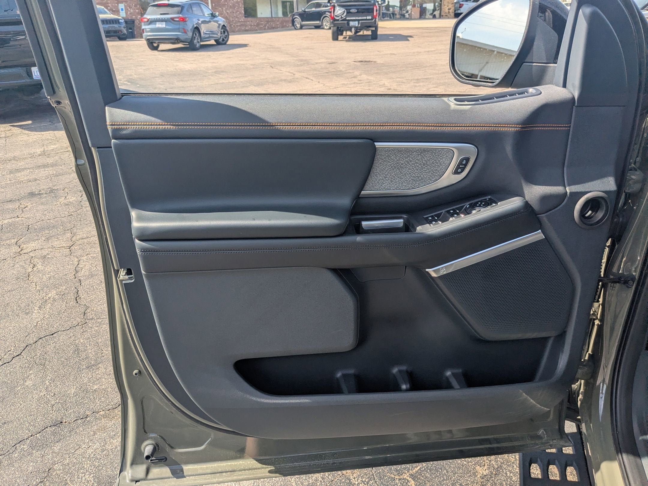 2025 Ford Expedition Tremor