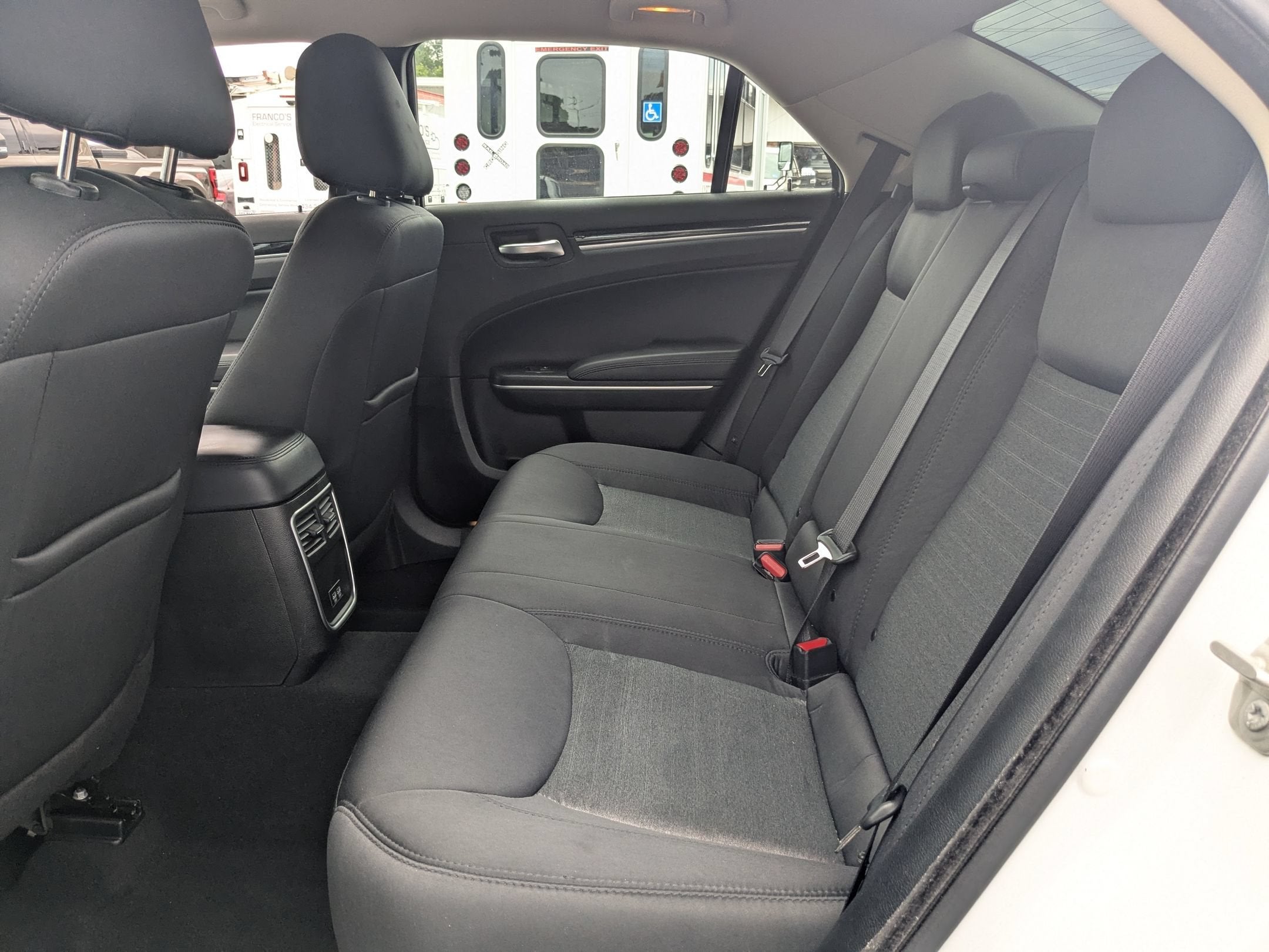 2023 Chrysler 300 Touring