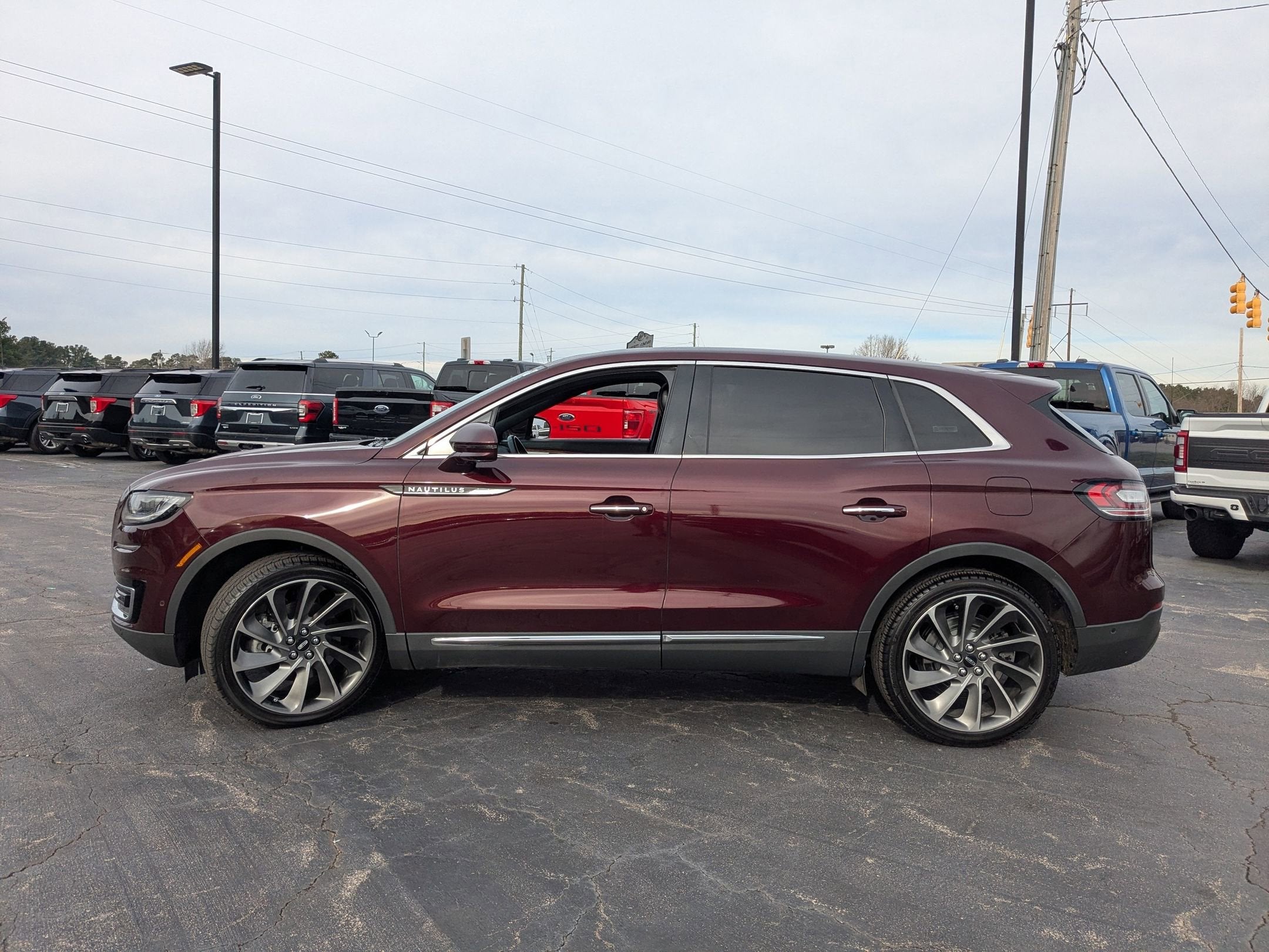 2019 Lincoln Nautilus Reserve
