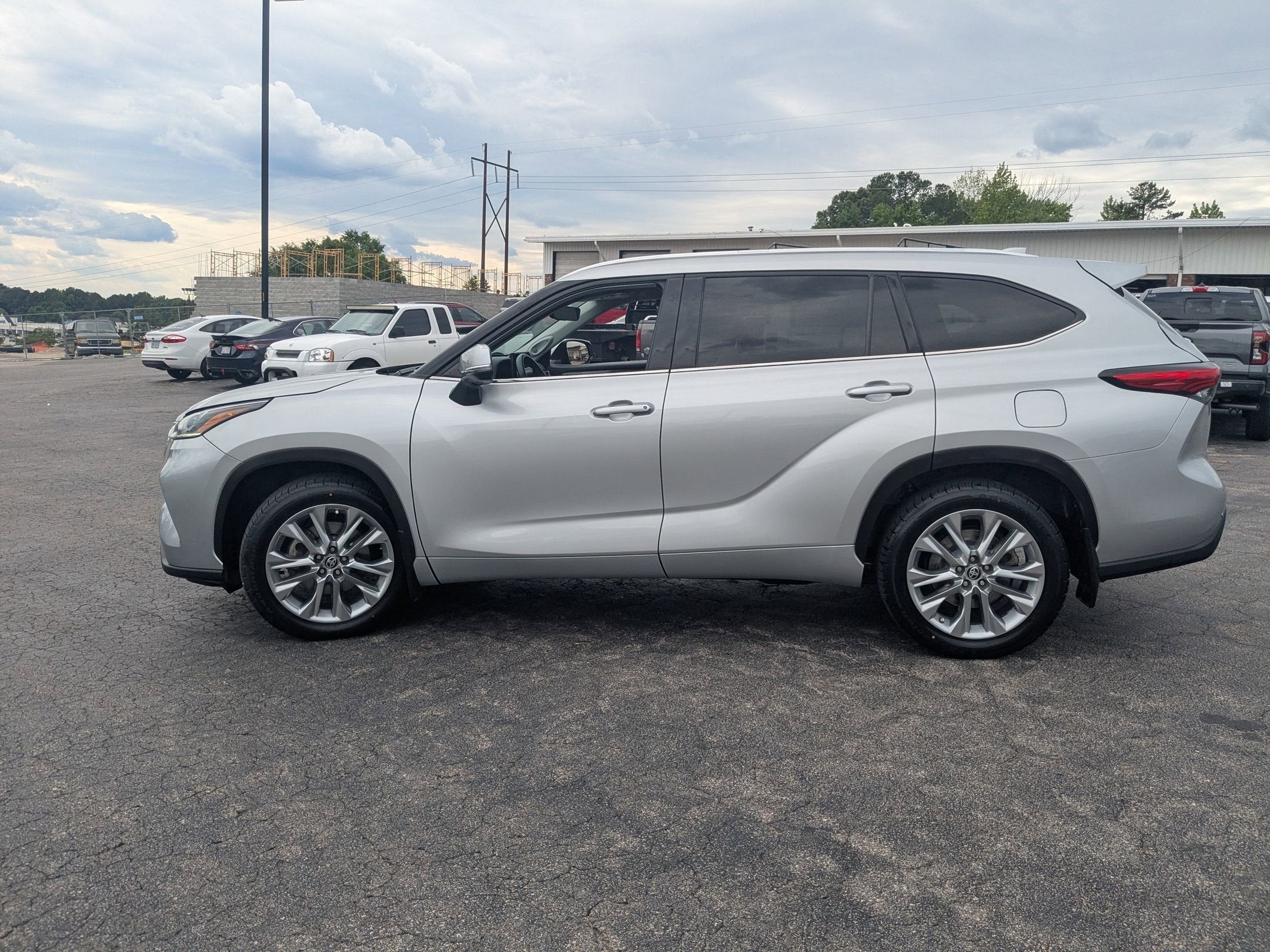 2022 Toyota Highlander Limited