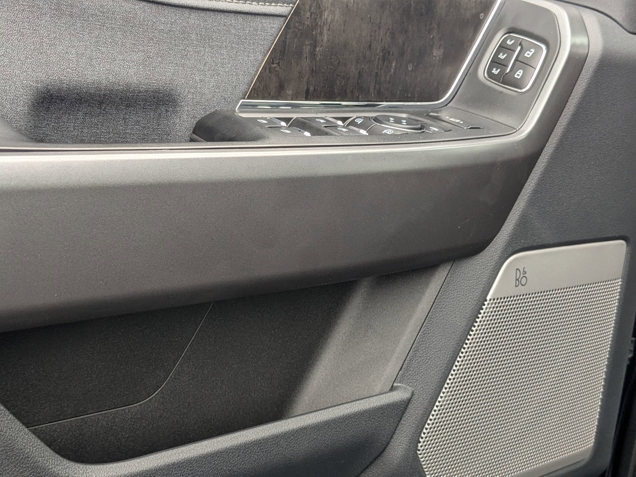 2025 Ford Super Duty F-350 SRW LARIAT