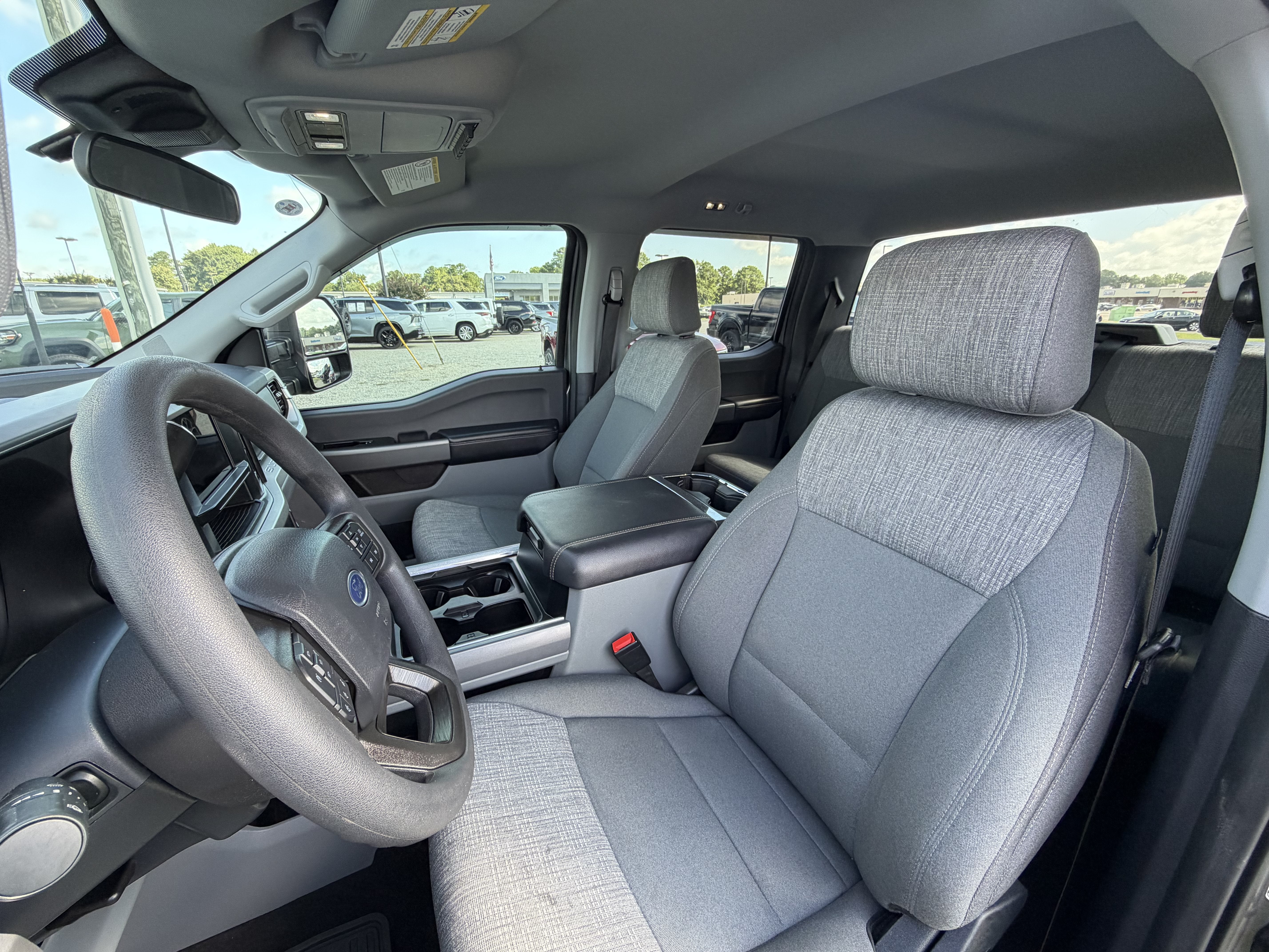 2025 Ford Super Duty F-350 DRW XLT