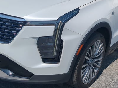 2024 Cadillac XT4 FWD Premium Luxury