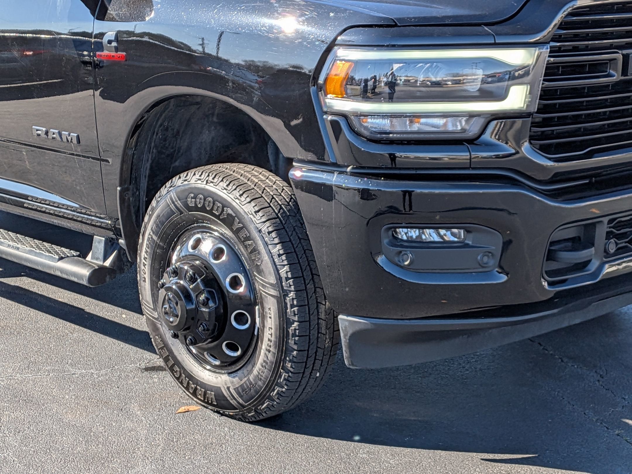 2024 RAM 3500 Laramie