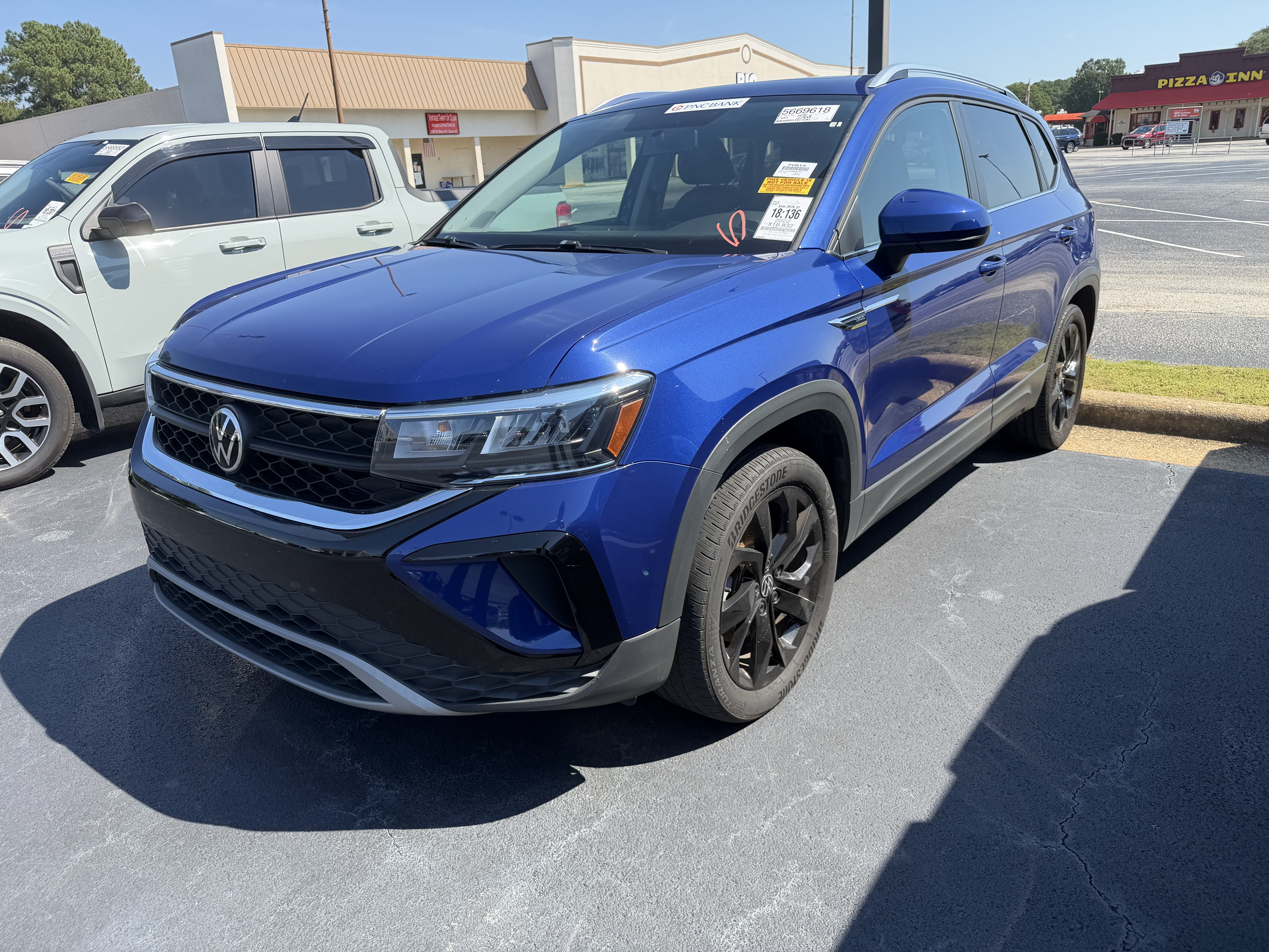 2022 Volkswagen Taos SE